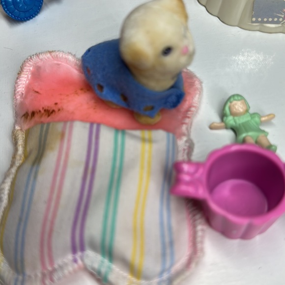 4 Littlest Pet Shops from 1990s - Picture 3 of 5